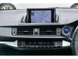 2011 Lexus CT CT200h Pearl Sedan for sale, Japanese used car export - photo 6 of 10 | GULJI TRADERS