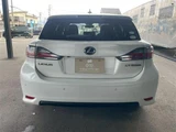 2011 Lexus CT 200h Version L Pearl Sedan for sale, Japanese used car export - photo 6 of 12 | GULJI TRADERS