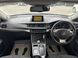 2011 Lexus CT CT200h Version C Pearl Sedan for sale, Japanese used car export - photo 2 of 30 | GULJI TRADERS