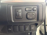 2011 Lexus CT CT200h Version C Pearl Sedan for sale, Japanese used car export - photo 8 of 30 | GULJI TRADERS