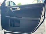 2011 Lexus CT CT200h Version C Pearl Sedan for sale, Japanese used car export - photo 18 of 30 | GULJI TRADERS