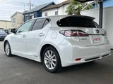 2011 Lexus CT CT200h Version C Pearl Sedan for sale, Japanese used car export - photo 24 of 30 | GULJI TRADERS