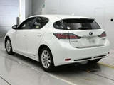 2011 Lexus CT CT200h Pearl Sedan for sale, Japanese used car export - photo 6 of 12 | GULJI TRADERS
