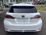 2011 Lexus CT 200h Version C Pearl Sedan for sale, Japanese used car export - photo 2 of 16 | GULJI TRADERS