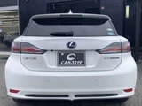 2011 Lexus CT 200h White Sedan for sale, Japanese used car export - photo 3 of 24 | GULJI TRADERS