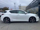 2011 Lexus CT 200h White Sedan for sale, Japanese used car export - photo 6 of 24 | GULJI TRADERS