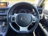 2011 Lexus CT CT200h Version C Pearl Sedan for sale, Japanese used car export - photo 7 of 9 | GULJI TRADERS