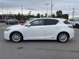 2011 Lexus CT CT200h Version C Pearl Sedan for sale, Japanese used car export - photo 2 of 9 | GULJI TRADERS