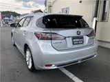 2012 Lexus CT CT200h Version L Silver Sedan for sale, Japanese used car export - photo 10 of 49 | GULJI TRADERS