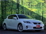 2012 Lexus CT 200h Version C White Sedan for sale, Japanese used car export - photo 4 of 54 | GULJI TRADERS