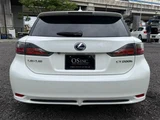 2012 Lexus CT CT200h VersionC Pearl Sedan for sale, Japanese used car export - photo 4 of 10 | GULJI TRADERS