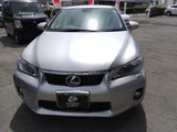 2012 Lexus CT 1800CT200h Creative Textile Interior 5-Door DCV 2WD Silver Sedan for sale, Japanese used car export - photo 4 of 19 | GULJI TRADERS