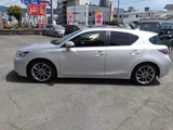 2012 Lexus CT 1800CT200h Creative Textile Interior 5-Door DCV 2WD Silver Sedan for sale, Japanese used car export - photo 16 of 19 | GULJI TRADERS