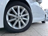 2013 Lexus CT CT200h Version C Pearl Sedan for sale, Japanese used car export - photo 7 of 30 | GULJI TRADERS