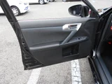 2013 Lexus CT CT200h Version C Full-segment navigation system Backup camera ETC Black Sedan for sale, Japanese used car export - photo 34 of 59 | GULJI TRADERS
