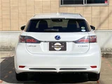 2013 Lexus CT Version Fabric Pearl Sedan for sale, Japanese used car export - photo 26 of 50 | GULJI TRADERS