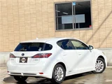 2013 Lexus CT Version Fabric Pearl Sedan for sale, Japanese used car export - photo 49 of 50 | GULJI TRADERS