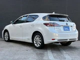 2013 Lexus CT 200h Version C Pearl Sedan for sale, Japanese used car export - photo 8 of 60 | GULJI TRADERS