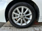 2013 Lexus CT 200h Version C Pearl Sedan for sale, Japanese used car export - photo 14 of 60 | GULJI TRADERS