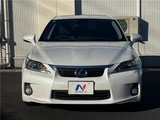 2013 Lexus CT CT200h Pearl Sedan for sale, Japanese used car export - photo 14 of 30 | GULJI TRADERS