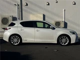2013 Lexus CT CT200h Pearl Sedan for sale, Japanese used car export - photo 24 of 30 | GULJI TRADERS