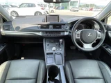 2013 Lexus CT 200h Creative Textile Interior Pearl Sedan for sale, Japanese used car export - photo 3 of 24 | GULJI TRADERS