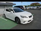 2013 Lexus CT CT200h Creative Textiles Pearl Sedan for sale, Japanese used car export - photo 5 of 24 | GULJI TRADERS