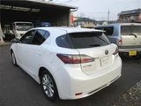 2013 Lexus CT Ver. C Pearl Sedan for sale, Japanese used car export - photo 2 of 10 | GULJI TRADERS