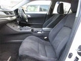 2013 Lexus CT Ver. C Pearl Sedan for sale, Japanese used car export - photo 5 of 10 | GULJI TRADERS