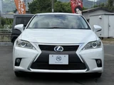 2014 Lexus CT 200h Version C Pearl Sedan for sale, Japanese used car export - photo 2 of 48 | GULJI TRADERS