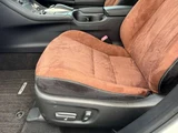2014 Lexus CT 200h Version C Pearl Sedan for sale, Japanese used car export - photo 28 of 48 | GULJI TRADERS