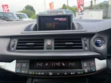 2014 Lexus CT 200h Version C Pearl Sedan for sale, Japanese used car export - photo 39 of 48 | GULJI TRADERS