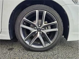 2014 Lexus CT CT200h F Sport Pearl Sedan for sale, Japanese used car export - photo 52 of 55 | GULJI TRADERS