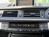 2014 Lexus CT 200h Version C Pearl Sedan for sale, Japanese used car export - photo 11 of 23 | GULJI TRADERS