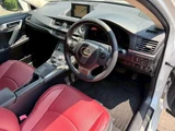 2014 Lexus CT 200h VerC Pearl Sedan for sale, Japanese used car export - photo 5 of 10 | GULJI TRADERS