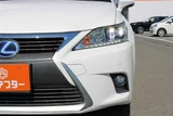 2014 Lexus CT CT200h Version L Pearl Sedan for sale, Japanese used car export - photo 16 of 30 | GULJI TRADERS