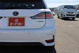 2014 Lexus CT CT200h Version L Pearl Sedan for sale, Japanese used car export - photo 20 of 30 | GULJI TRADERS