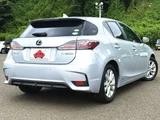 2015 Lexus CT CT200h Version L Silver Sedan for sale, Japanese used car export - photo 2 of 9 | GULJI TRADERS
