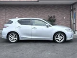 2015 Lexus CT CT200h Version C Silver Sedan for sale, Japanese used car export - photo 5 of 42 | GULJI TRADERS