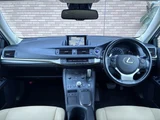 2015 Lexus CT CT200h Version C Silver Sedan for sale, Japanese used car export - photo 6 of 42 | GULJI TRADERS