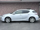 2015 Lexus CT CT200h Version C Silver Sedan for sale, Japanese used car export - photo 33 of 42 | GULJI TRADERS