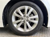 2015 Lexus CT CT200h Version C White Sedan for sale, Japanese used car export - photo 15 of 29 | GULJI TRADERS