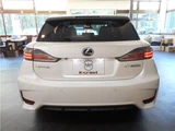 2015 Lexus CT CT200h Version C Pearl Sedan for sale, Japanese used car export - photo 2 of 61 | GULJI TRADERS