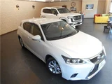 2015 Lexus CT CT200h Version C Pearl Sedan for sale, Japanese used car export - photo 10 of 61 | GULJI TRADERS