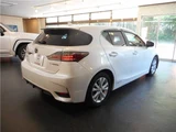 2015 Lexus CT CT200h Version C Pearl Sedan for sale, Japanese used car export - photo 20 of 61 | GULJI TRADERS