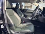 2015 Lexus CT CT200h version C Pearl Sedan for sale, Japanese used car export - photo 7 of 50 | GULJI TRADERS