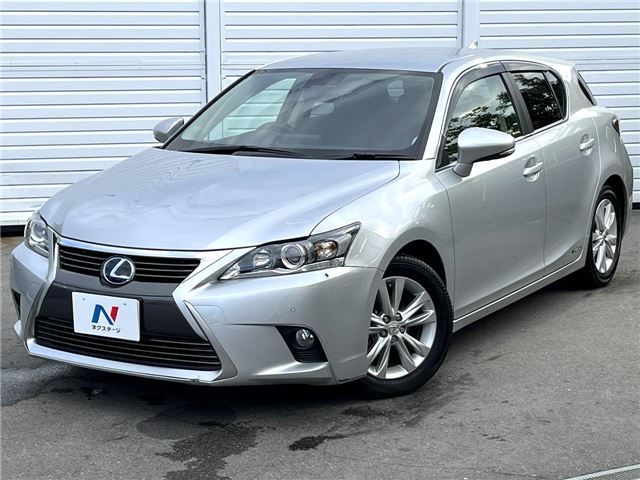 2016 Lexus CT CT200h Version C Silver Sedan for sale, Japanese used car export | GULJI TRADERS
