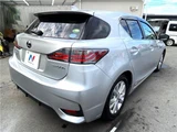 2016 Lexus CT CT200h Version C Silver Sedan for sale, Japanese used car export - photo 27 of 30 | GULJI TRADERS