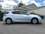 2016 Lexus CT CT200h Version C Silver Sedan for sale, Japanese used car export - photo 29 of 30 | GULJI TRADERS