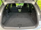 2017 Lexus CT CT200h F Sport Gold Sedan for sale, Japanese used car export - photo 15 of 30 | GULJI TRADERS